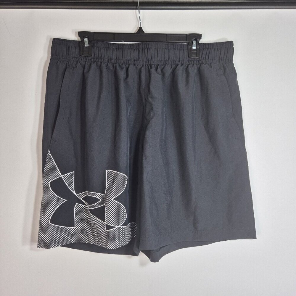Under Armour Men's Size L Loose Black Elastic Waist Mesh Pockets Athletic (40)